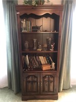 Nice Dbl Door Scalloped Top Cherry Bookcase