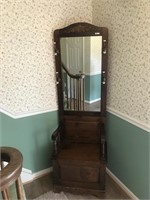 Outstanding Lift Seat Hall Stand w/Mirror