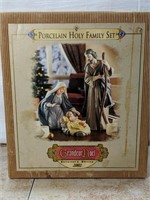 Grandeur Noel Porcelain Holy Family Set in Box