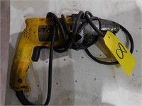 DEWALT 1/2" DRILL