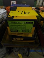 5 BOXES 0F DEWALT LOKBOLTAS