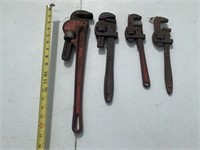 (4) MIX SIZE / MIX AGE ADJUSTABLE PIPE WRENCHES