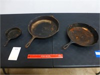 Vintage Iron Skillet Lot of 3