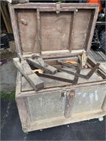 EARLY WOOD CARPENTERS CHEST / TRUNK / PLANES