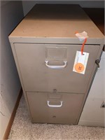 NICE FILING CABINET WITH KEY #1