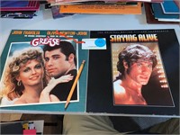 VINYLS NICE ARTISTS COVERS IN GREAT CONDITION