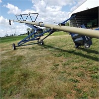 Harvest International H1082 Grain Auger