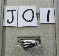 JO1- sterling knot ring size 8