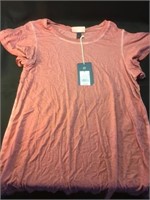Universal Threads rose colored tshirt - medium