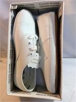 Size 10 leather shoes brand new still in box