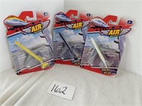 lot of 3 unopened airplanes