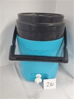 Igloo drink cooler with spout