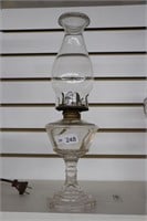 GLASS STAR OIL LAMP WITH CHIMNEY 15"