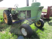 JOHN DEERE 4010 TRACTOR