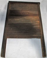 Vintage Wooden Washboard 21"