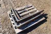 (3) Pallet Forks, (2) 48"x 5", Fits 20" Mast