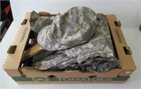 Assorted camo gear GEN Army issue, medium coat,