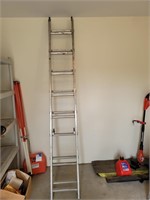 Aluminum Extension Ladder