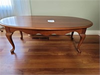 Ethan Allen Furniture Oval Cocktail Table Amaretto