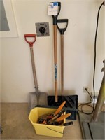 Shovels and Garden Accessories