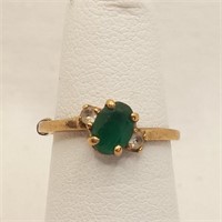 10K Ring w/ Green Stone & Spinels