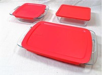 Pyrex covered caseroles