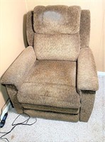 Lazyboy lift chair- showing heavy wear-lift works