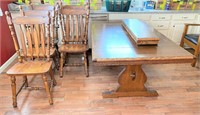 oak table w/ 5 chairs- 2 leaves- good condition