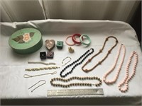 Collection of jewelry & jewelry boxes