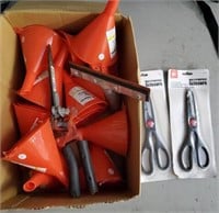 TRAY: MISC HAND TOOLS, FUNNELS, SHEARS
