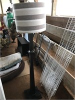 MODERN FLOOR LAMP W/ SHADE