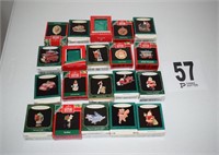 (20) Hallmark Ornaments in Boxes