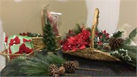 Baskets with Christmas flowers and ribbons