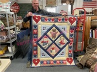 Raggedy Ann & Andy heart wall hanging quilt