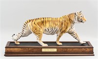 Statue Tiger on the Prowl with Stand