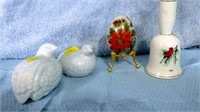 pair of quail , egg on stand, Red Bird bell
