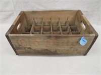 OLD DUTCH WOODEN BEER BOX: