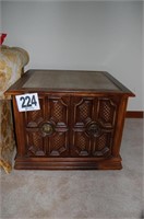 26” Square End Table 20x26.5x26”