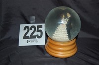 Gone with the Wind Snow globe 6”