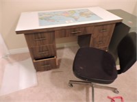 Small Desk & Chairs