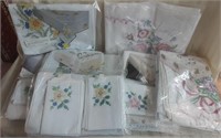 Cross-stitched Tablecloth Sets