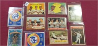Assorted Baseball Cards w/ Vintage Topps