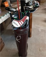 Burgandy Golf Bag Full if Name Brand Clubs