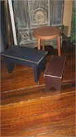 3 display stools. Large doll (18 inch or more)