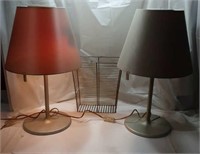 TABLE LAMPS WITH METAL BASE / METAL BASKET