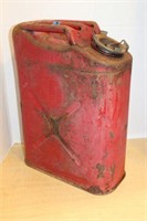 VINTAGE METAL GAS CAN