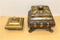 SELECTION OF DECOR BOXES