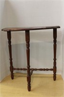 HALF MOON ACCENT TABLE