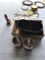 Two stainless steel cups and other small Decour