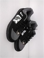 George size 9 black camo men's skater shoes